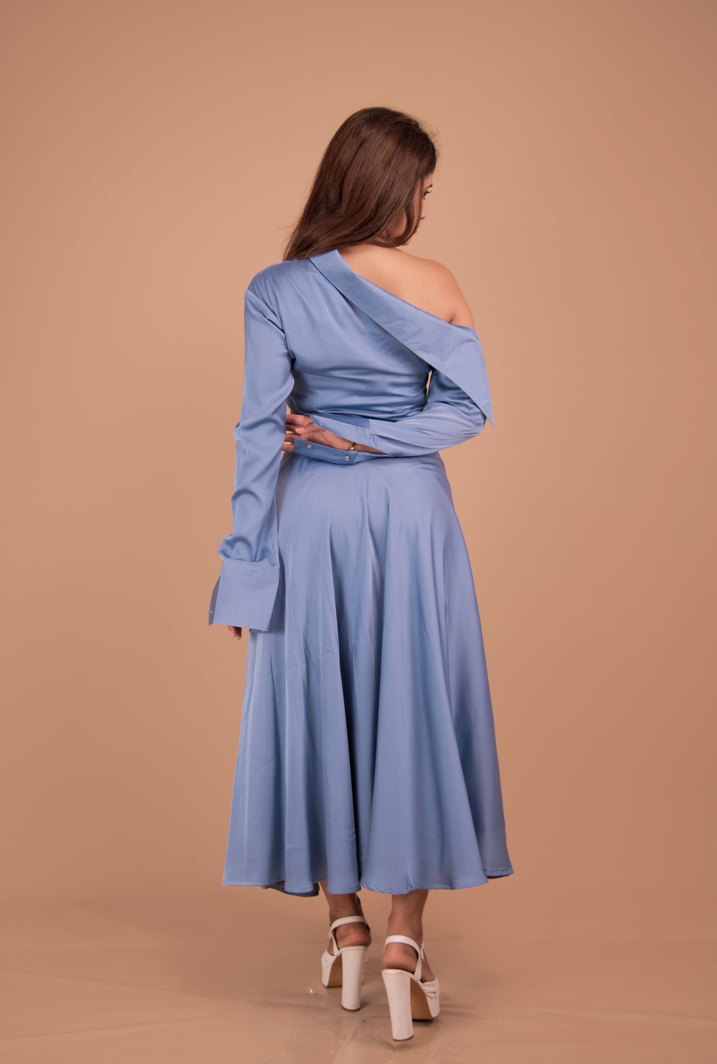 The Azure Éclat Off-Shoulder Top