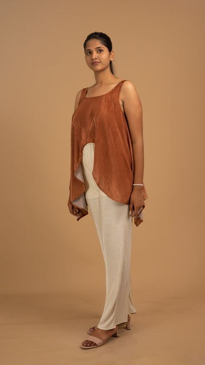 The Écru Silhouette Flow Tank