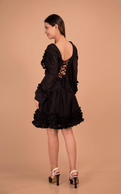 Éclat Noir — Flounce-Trim Net Mini