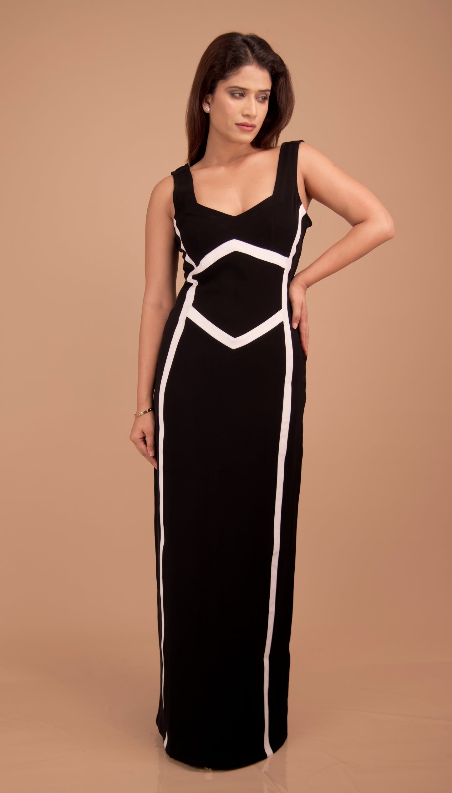 Noir Cadence — Contrast-Piped Evening Gown