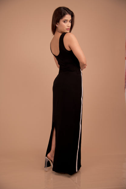 Noir Cadence — Contrast-Piped Evening Gown
