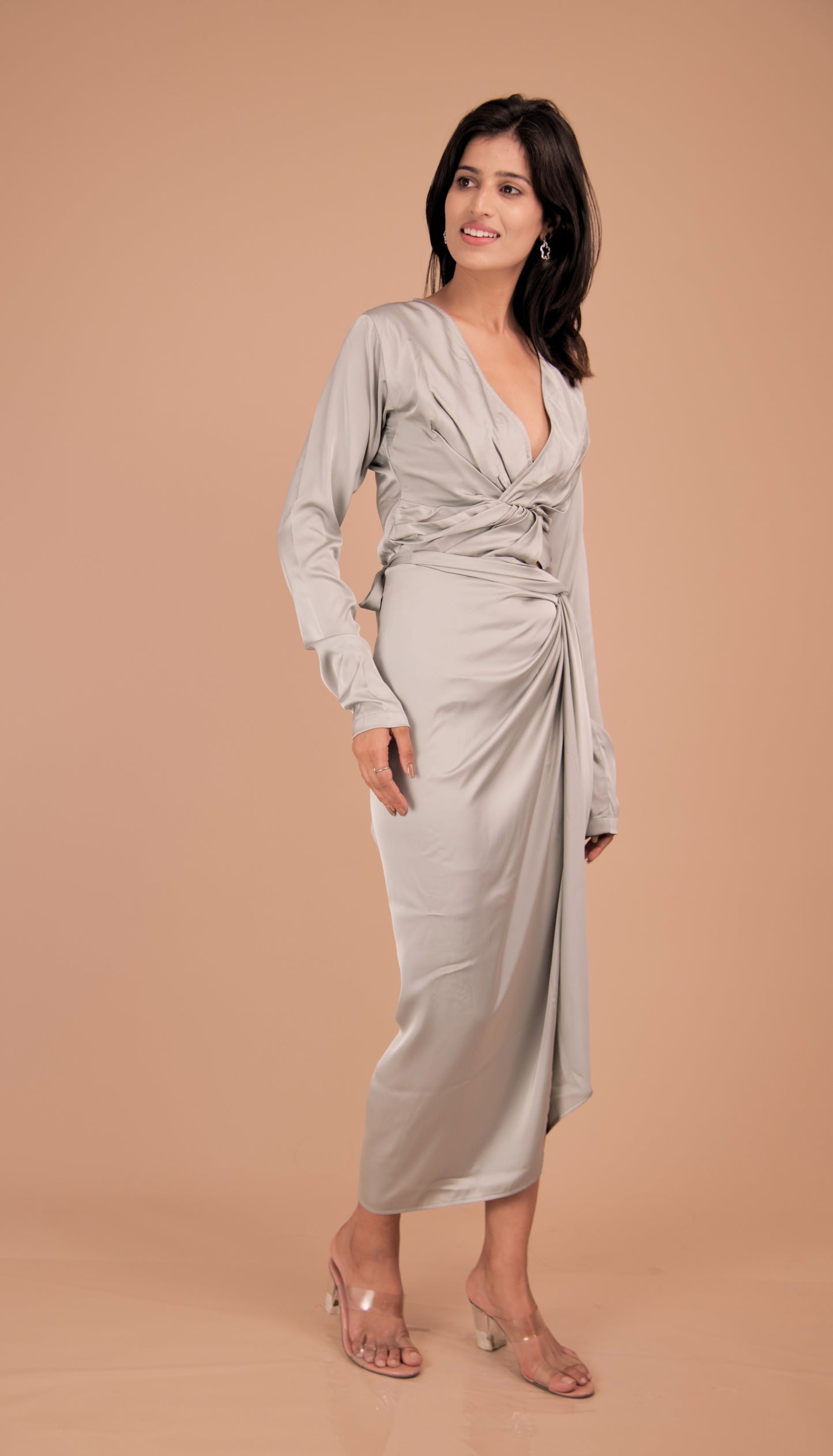 The Noira Twist-Front Top