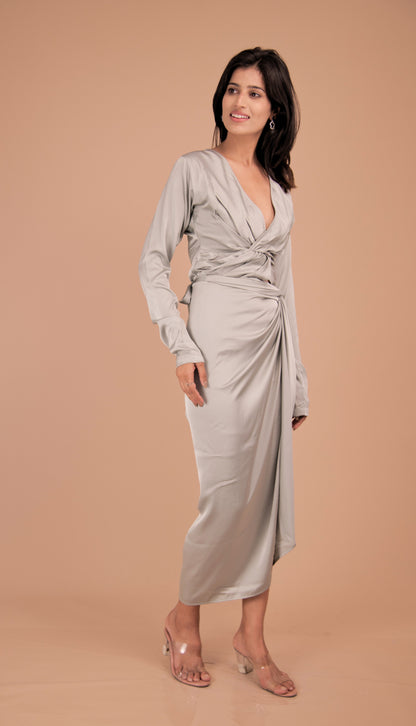 The Noira Twist-Front Top