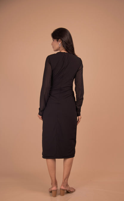 The Noir Éclat Twist Midi Dress