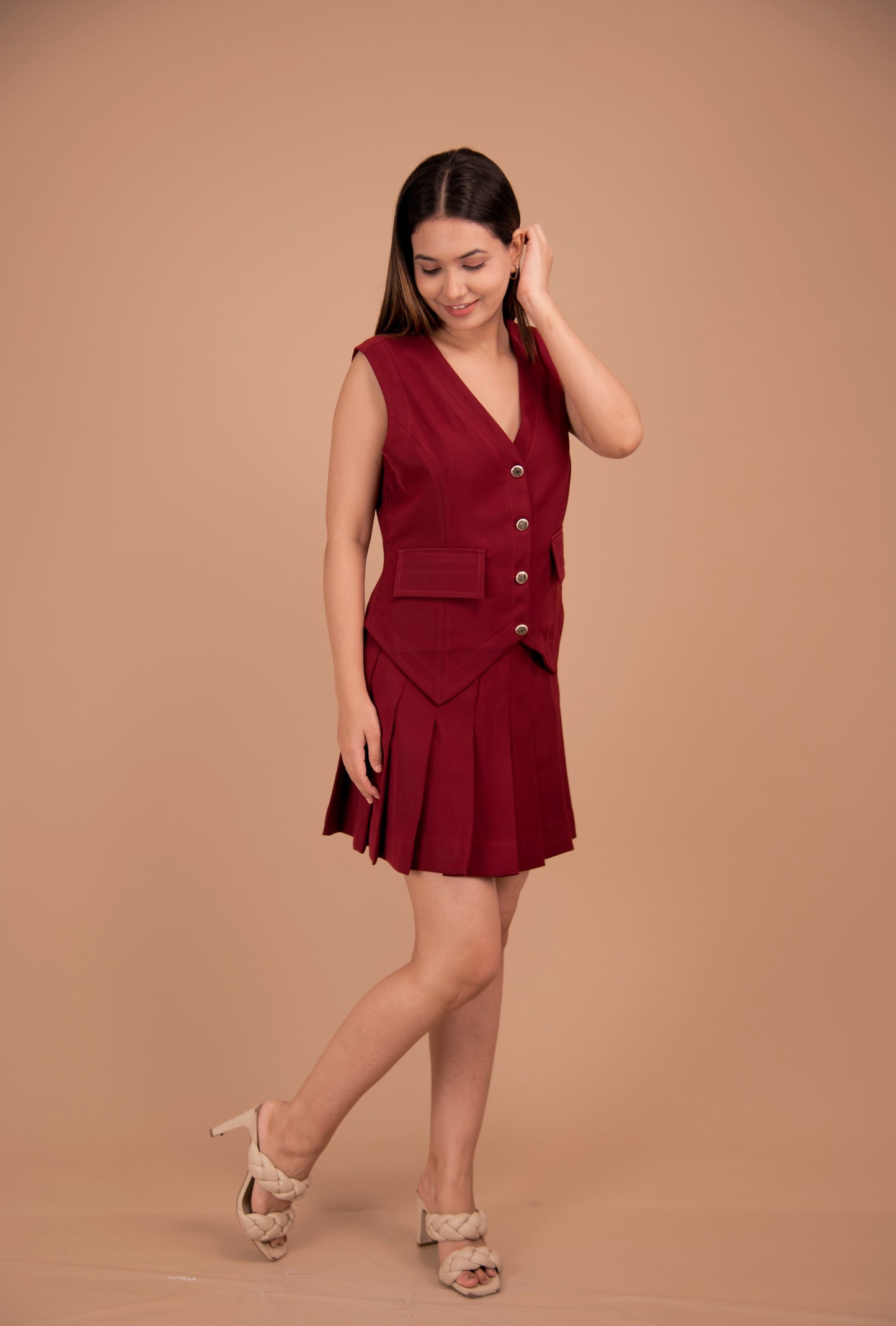 The Renée wine Tailored Vest