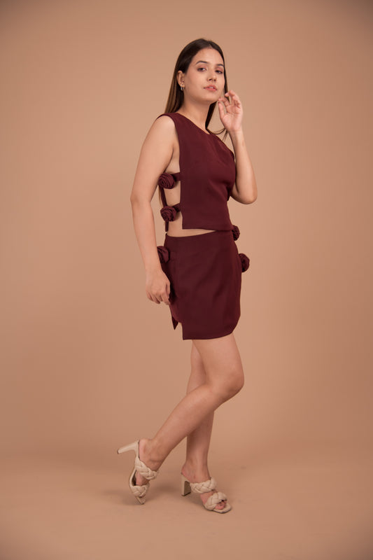 Rosette Charm – Sleeveless Crepe Mini Dress