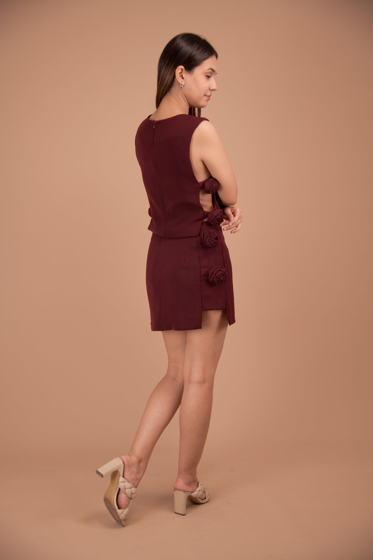 Rosette Charm – Sleeveless Crepe Mini Dress